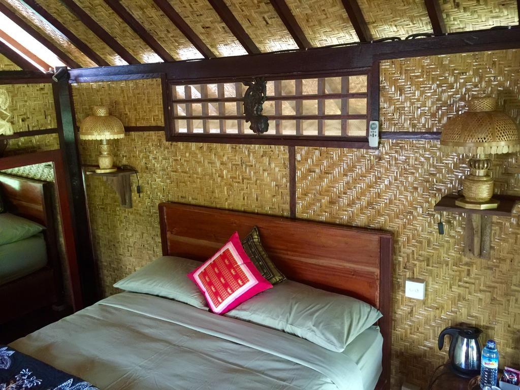 Mahogany Cottage Gili Meno Habitación foto